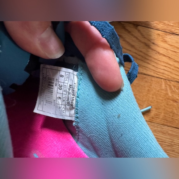 Brooks Women's Hyperion Tempo Road Running Shoe (size 8) - Picture 4 of 8